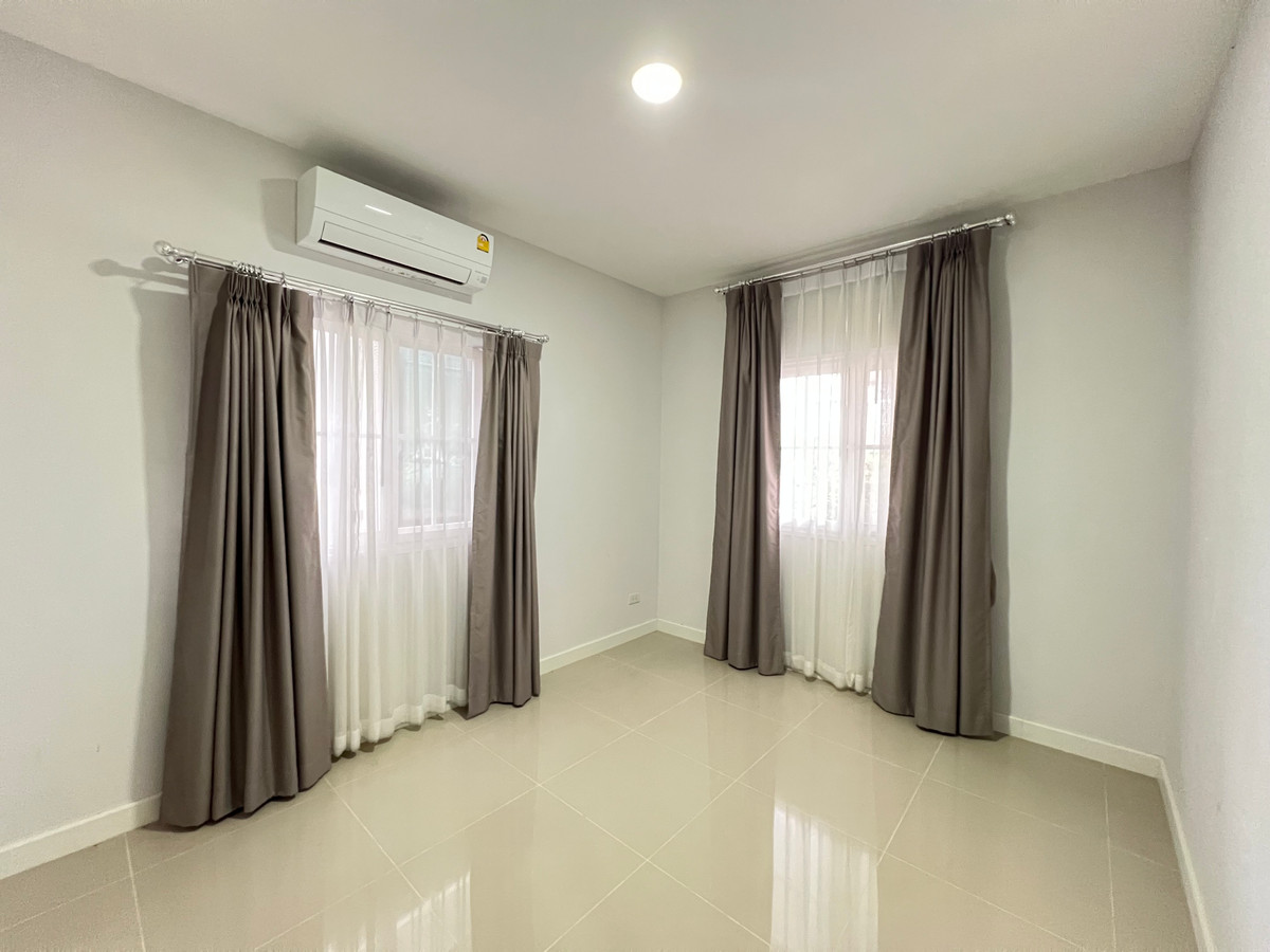 ขายบ้านสกลนคร : ขายบ้านเดี่ยว 2 หลังติด 117.5 ตร.ว. บ้านอารียาลิฟวิ่ง สกลนคร แต่งสวย ใกล้สนามบิน7 ล้าน