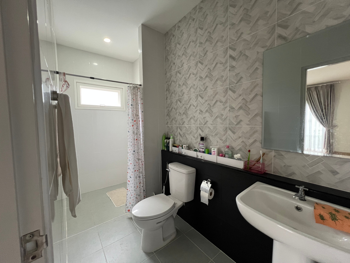 ขายบ้านสกลนคร : ขายบ้านเดี่ยว 2 หลังติด 117.5 ตร.ว. บ้านอารียาลิฟวิ่ง สกลนคร แต่งสวย ใกล้สนามบิน7 ล้าน