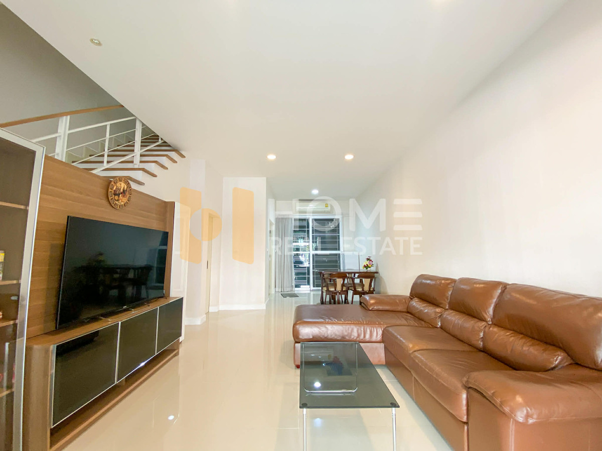 For SaleTownhomeEakachai, Bang Bon : Baan Klang Muang Essence Sathorn - Taksin 2 / 3 Bedrooms (FOR SALE) BALL019