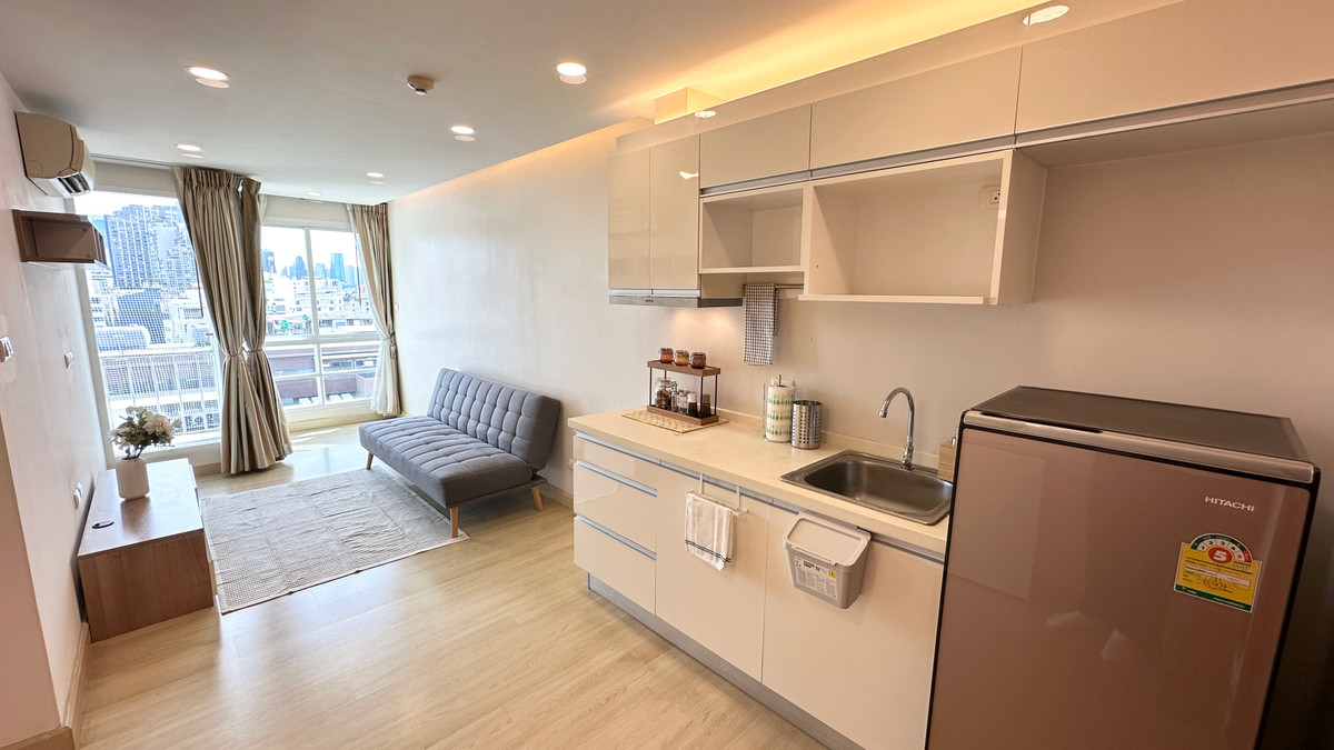 For SaleCondoRatchadapisek, Huaikwang, Suttisan : FQ Condo for sale Emerald Residence Ratchada price 2,990,000 baht [MKs251104]