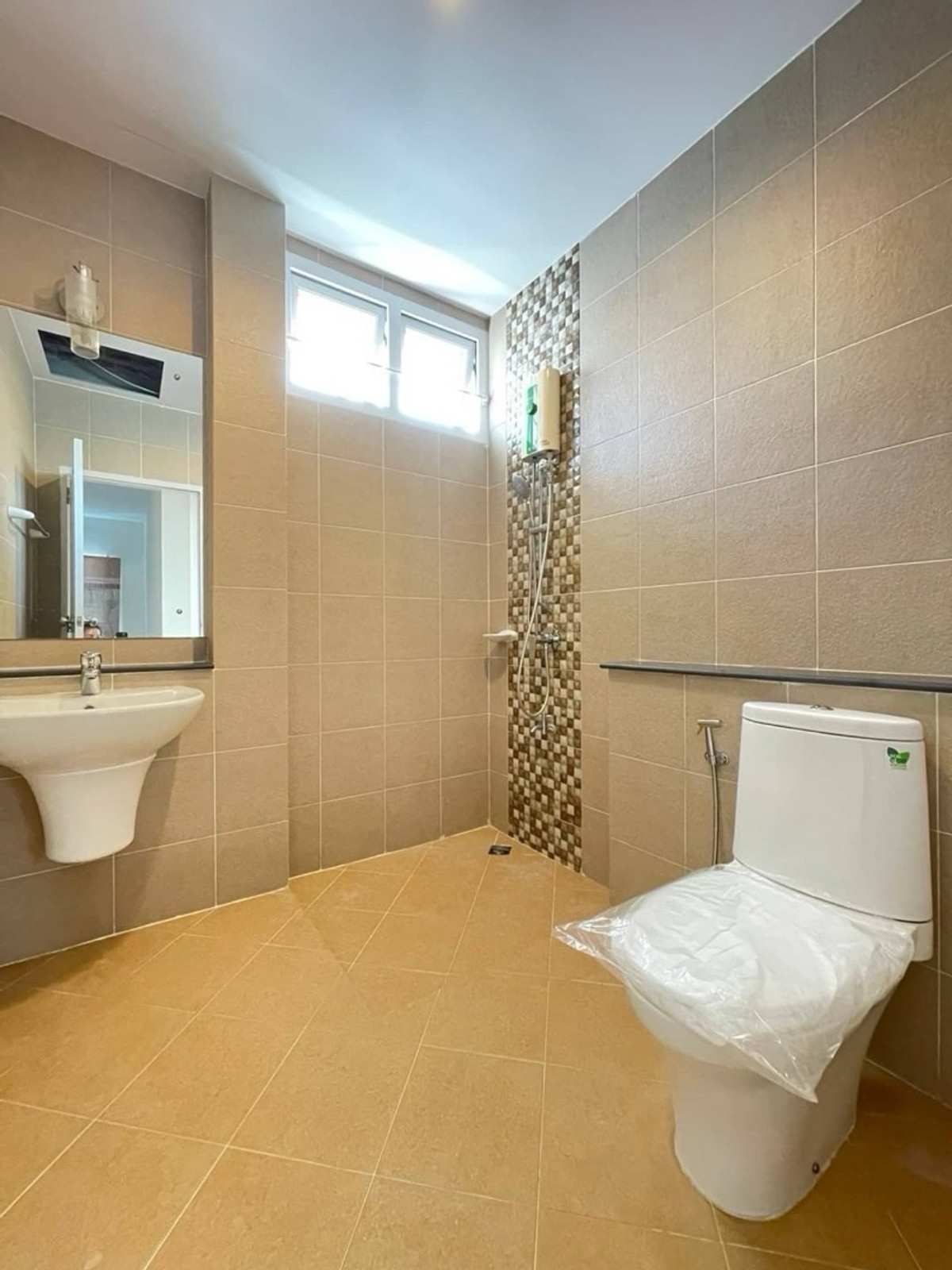 For SaleHouseLadkrabang, Suwannaphum Airport : For sale: Perfect Place Sukhumvit 77.