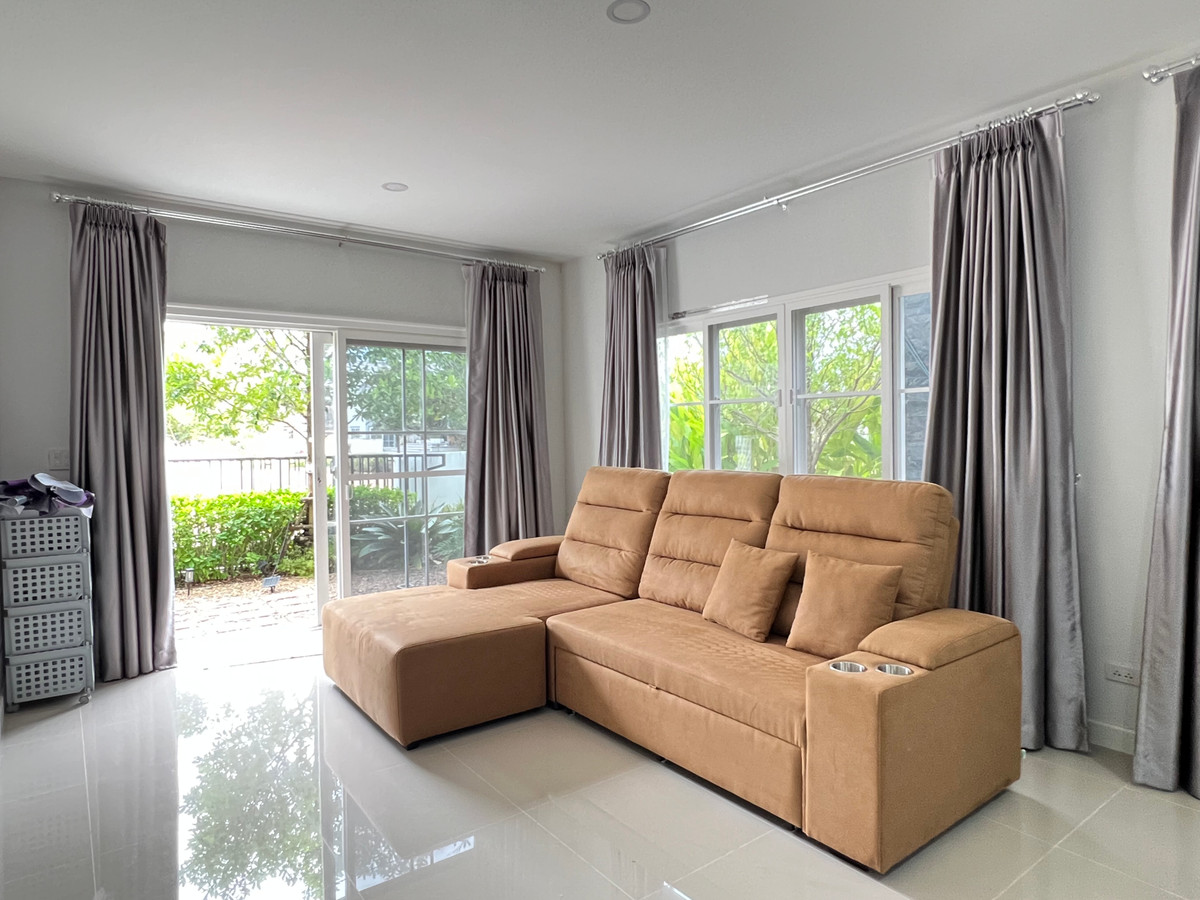 ขายบ้านสกลนคร : ขายบ้านเดี่ยว 2 หลังติด 117.5 ตร.ว. บ้านอารียาลิฟวิ่ง สกลนคร แต่งสวย ใกล้สนามบิน7 ล้าน