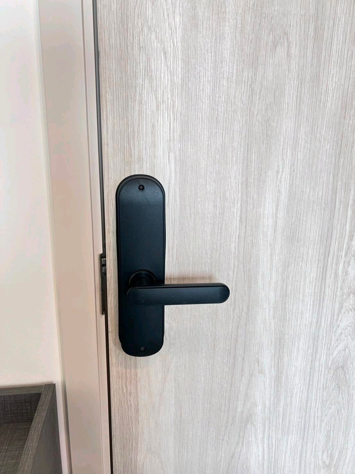 ขายดาวน์คอนโดพระราม 9 เพชรบุรีตัดใหม่ RCA : ขาดทุนกว่าแสน ขายดาวน์โนเบิล นิว ดิสทริค R9 ชั้น24 พระราม9 ติดรถไฟฟ้าและห้างCentral