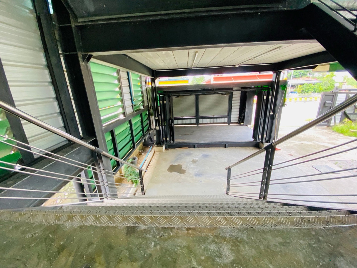 ให้เช่าโชว์รูมนครปฐม : งิ้วราย ศาลายา นครปฐม ออฟฟิศโกดัง 2 ชั้น ติดถนนใหญ่ ทำเลดีมาก พื้นที่กว้าง ใช้งานได้หลากหลาย เหมาะสำหรับธุรกิจที่ต้องการหน้าร้าน + สำนักงาน + สต็อกสินค้าในที่เดียว