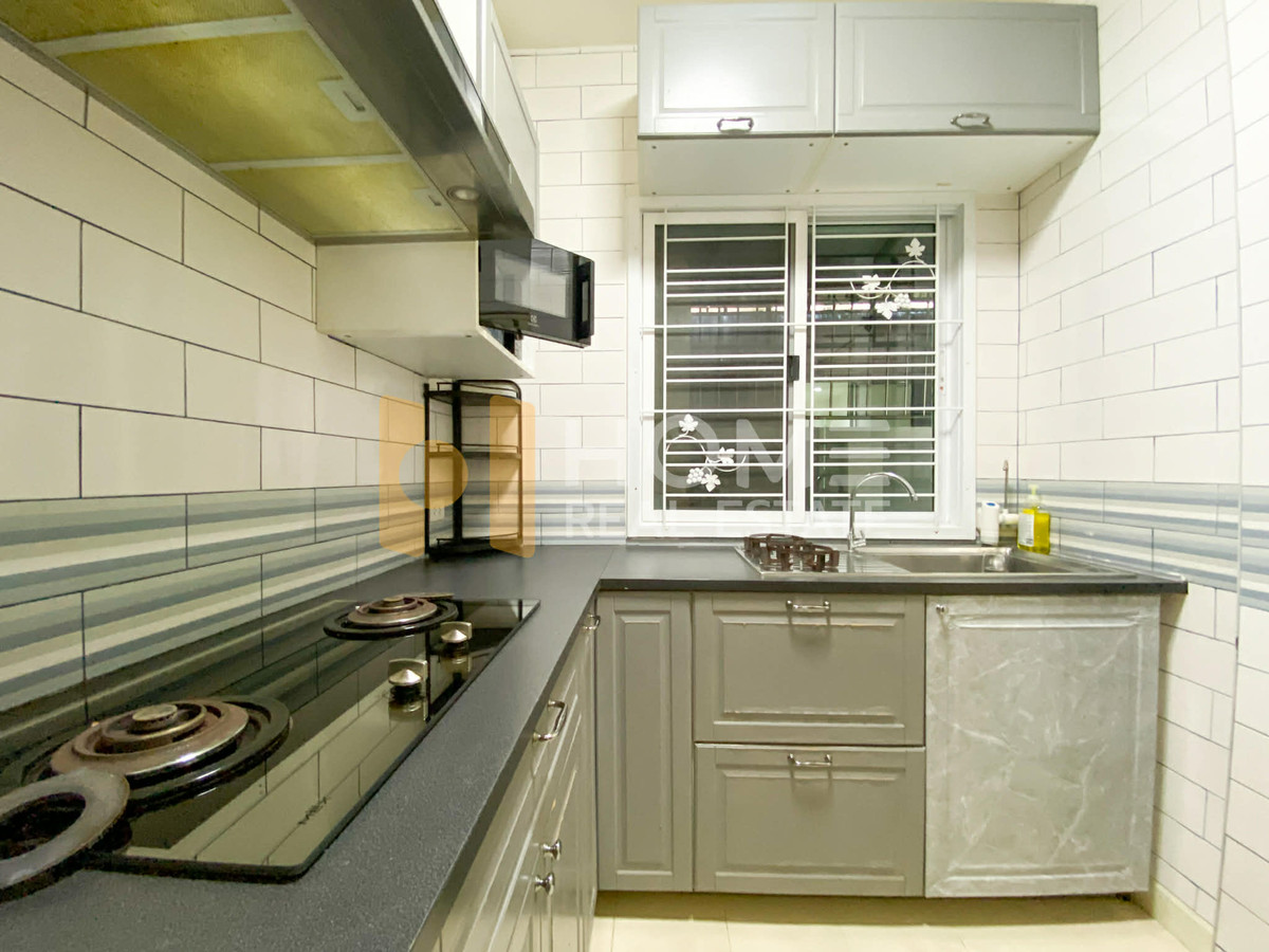 For SaleTownhomeEakachai, Bang Bon : Baan Klang Muang Essence Sathorn - Taksin 2 / 3 Bedrooms (FOR SALE) BALL019