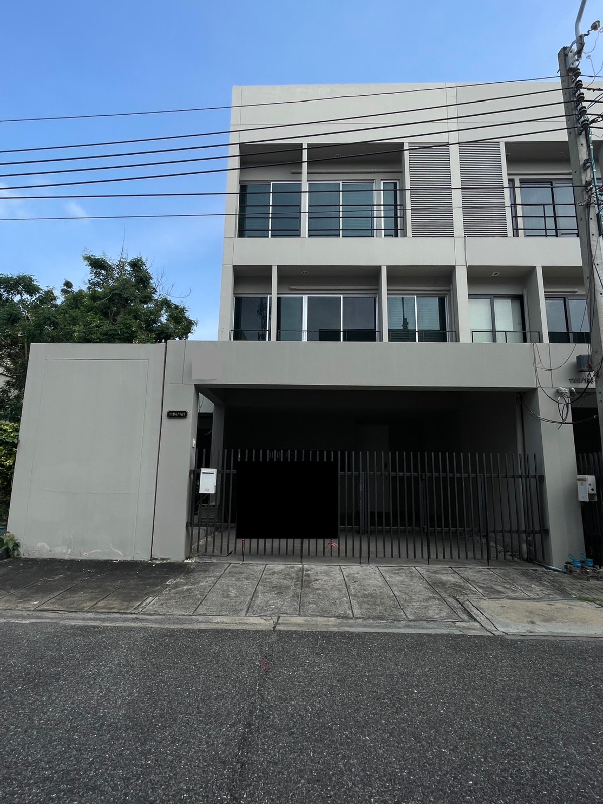 ให้เช่าทาวน์โฮมพัฒนาการ ศรีนครินทร์ : For rent Noble Cube พัฒนาการ แปลงมุม พื้นที่เยอะ 3 นอน ใกล้ส่วนกลาง เพียง 10 นาที ถึงทองหล่อ