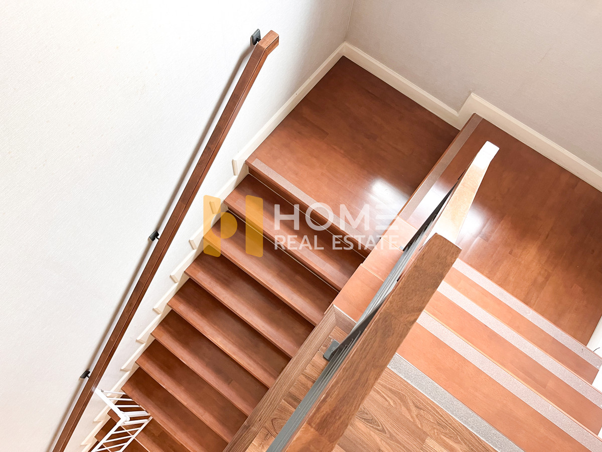 ขายบ้านลาดกระบัง สุวรรณภูมิ : หิ้วกระเป๋าพร้อมอยู่ได้เลย ✨ บ้านเดี่ยว มัณฑนา อ่อนนุช - วงแหวน 3 / 3 ห้องนอน (ขาย), Manthana Onnut - Wongwan 3 / Detached House 3 Bedrooms (FOR SALE) POON025