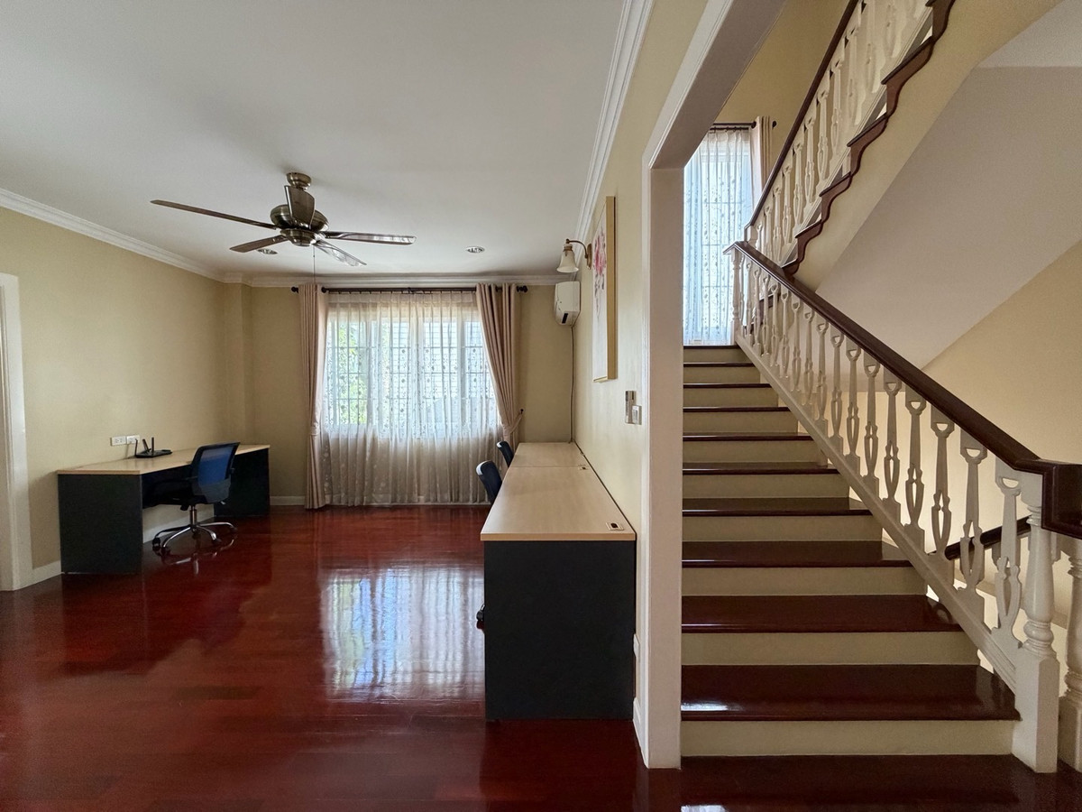 ให้เช่าบ้านบางนา แบริ่ง ลาซาล : Fantasia Villa4 Bangna บ้านใหญ่ ฟังก์ชันครบ เหมาะสำหรับอยู่เองหรือทำโฮมออฟฟิศ ทำเลดีมาก ใกล้ทางด่วน / Mega Bangna / โรงเรียนนานาชาติ