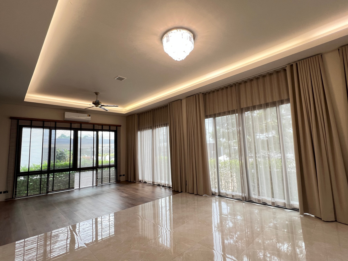 ขายบ้านสกลนคร : ขายบ้านเดี่ยว 2 หลังติด 117.5 ตร.ว. บ้านอารียาลิฟวิ่ง สกลนคร แต่งสวย ใกล้สนามบิน7 ล้าน