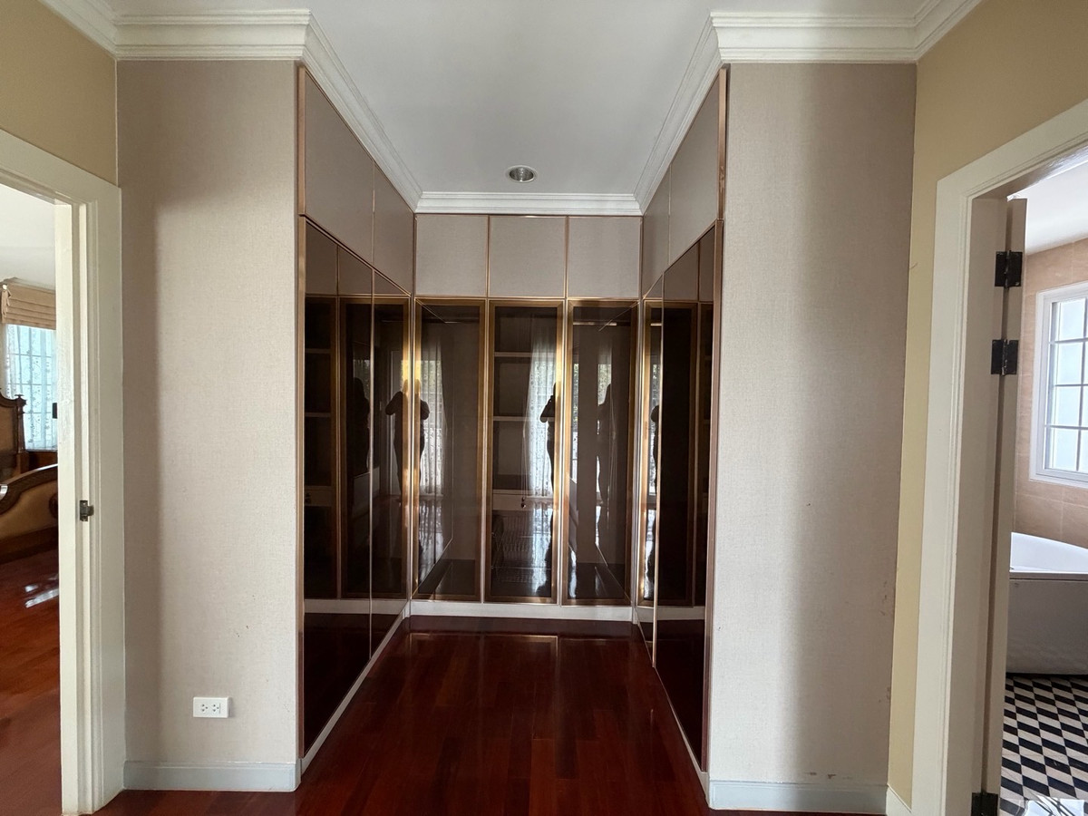 ให้เช่าบ้านบางนา แบริ่ง ลาซาล : Fantasia Villa4 Bangna บ้านใหญ่ ฟังก์ชันครบ เหมาะสำหรับอยู่เองหรือทำโฮมออฟฟิศ ทำเลดีมาก ใกล้ทางด่วน / Mega Bangna / โรงเรียนนานาชาติ