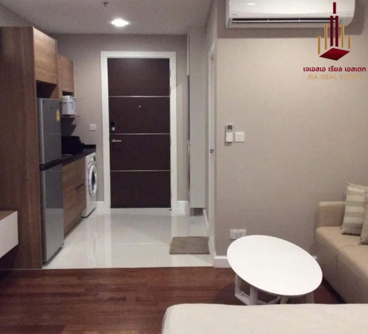 For RentCondoSamut Prakan,Samrong : ✨ For Rent: The Metropolis Samrong Interchange Condo ✨ 💰 Only 11,000 THB/month