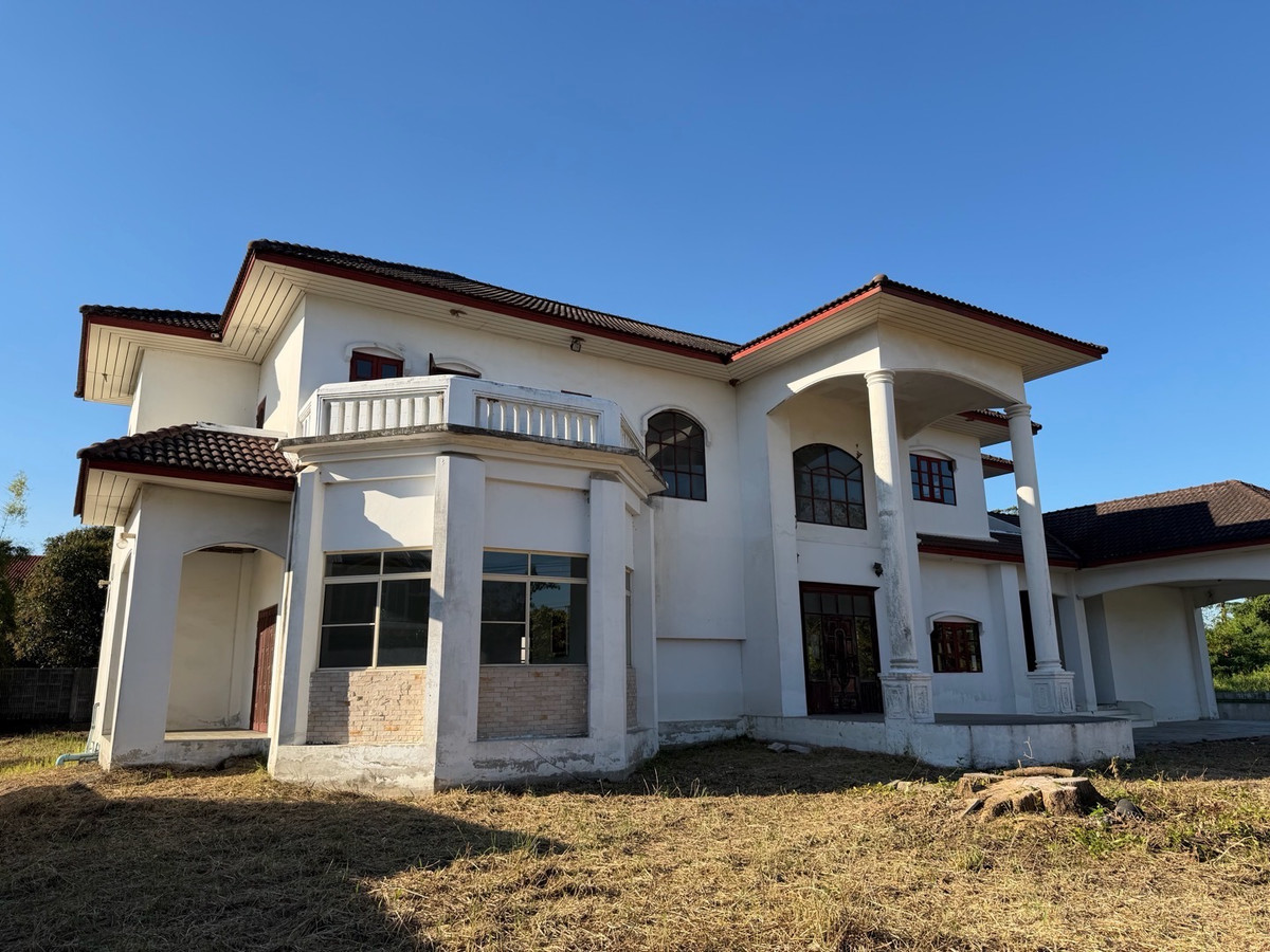 For SaleHouseBangna, Bearing, Lasalle : Single house for sale Large area in the heart of Bangna - Lakewood km.18, selling for only 22 million baht ✨ “Rare Opportunity”