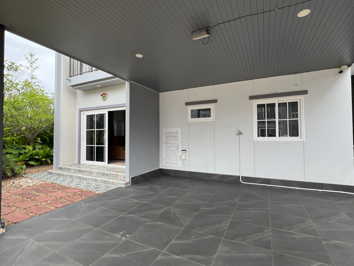 ขายบ้านสกลนคร : ขายบ้านเดี่ยว 2 หลังติด 117.5 ตร.ว. บ้านอารียาลิฟวิ่ง สกลนคร แต่งสวย ใกล้สนามบิน7 ล้าน