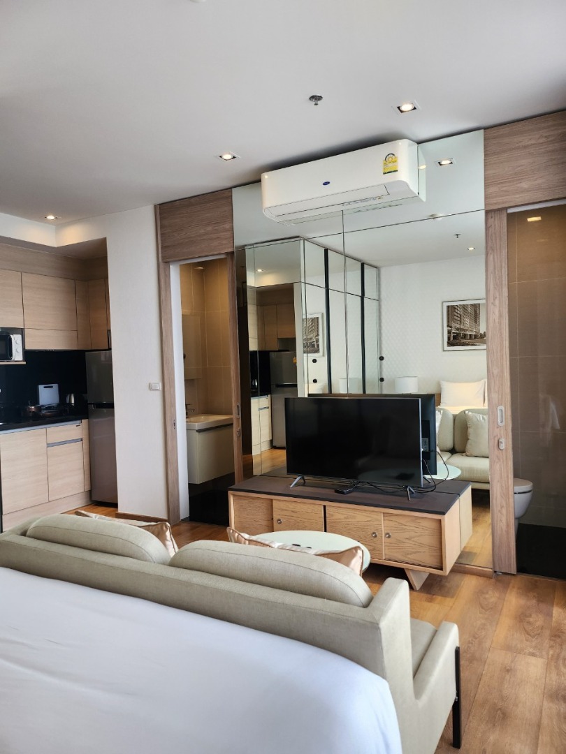 For RentCondoSukhumvit, Asoke, Thonglor : 🔥Urgent for rent🔥 Park Origin Phrom Phong, 60 sq m., fully furnished, ready to move in immediately.