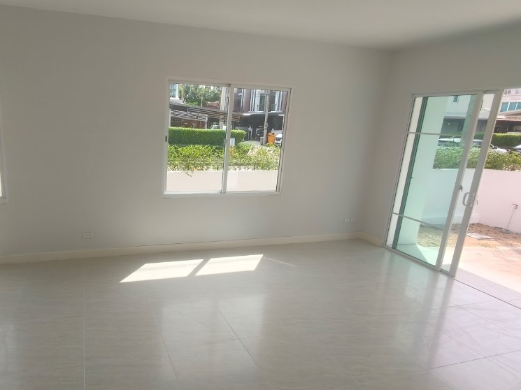 ขายทาวน์โฮมวิภาวดี ดอนเมือง หลักสี่ : 🔥ขายด่วน +🔥ทาวน์ อเวนิว ซิกซ์ตี้ วิภาวดี 60 ใกล้เซ็นทรัลลาดพร้าว 