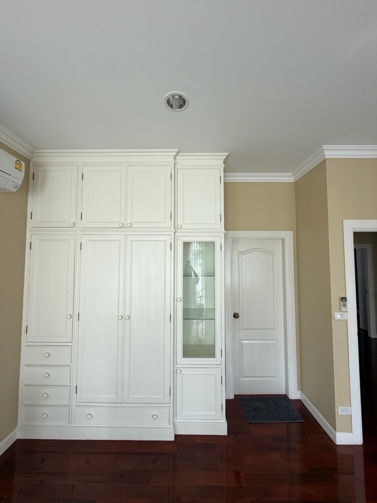 ให้เช่าบ้านบางนา แบริ่ง ลาซาล : Fantasia Villa4 Bangna บ้านใหญ่ ฟังก์ชันครบ เหมาะสำหรับอยู่เองหรือทำโฮมออฟฟิศ ทำเลดีมาก ใกล้ทางด่วน / Mega Bangna / โรงเรียนนานาชาติ