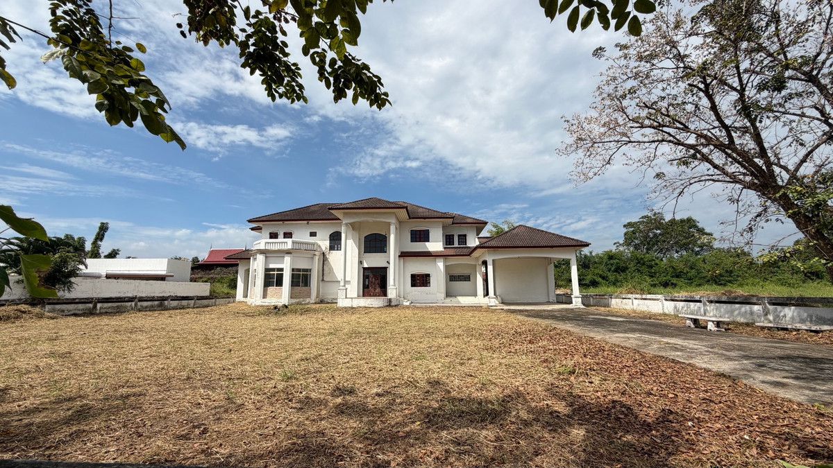 For SaleHouseBangna, Bearing, Lasalle : Single house for sale Large area in the heart of Bangna - Lakewood km.18, selling for only 22 million baht ✨ “Rare Opportunity”