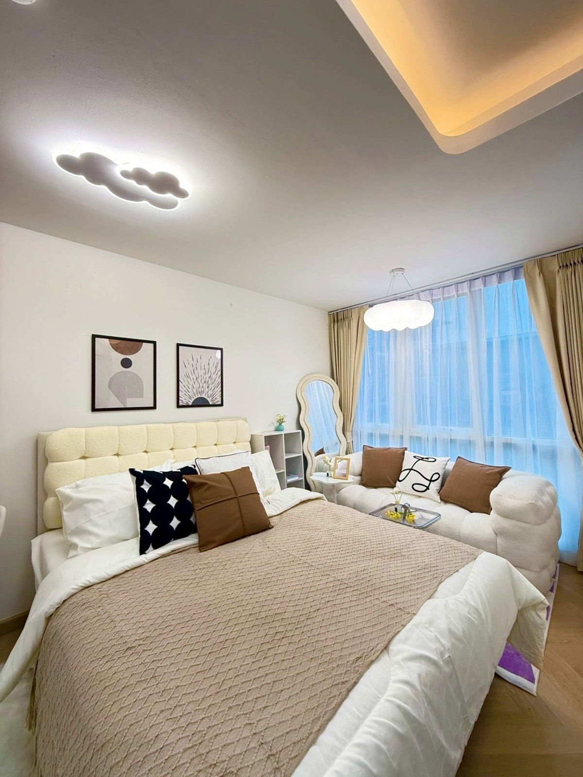 For RentCondoRama9, Petchburi, RCA : For rent, Garden Asoke-Rama 9, near MRT Rama 9, 4th floor, Building C, area 26 sq m, 1 bedroom, Chaturathit Road, Bang Kapi Subdistrict, Huai Khwang District, Bangkok.