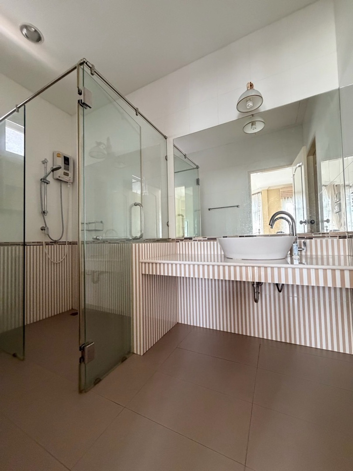 ให้เช่าบ้านบางนา แบริ่ง ลาซาล : Fantasia Villa4 Bangna บ้านใหญ่ ฟังก์ชันครบ เหมาะสำหรับอยู่เองหรือทำโฮมออฟฟิศ ทำเลดีมาก ใกล้ทางด่วน / Mega Bangna / โรงเรียนนานาชาติ