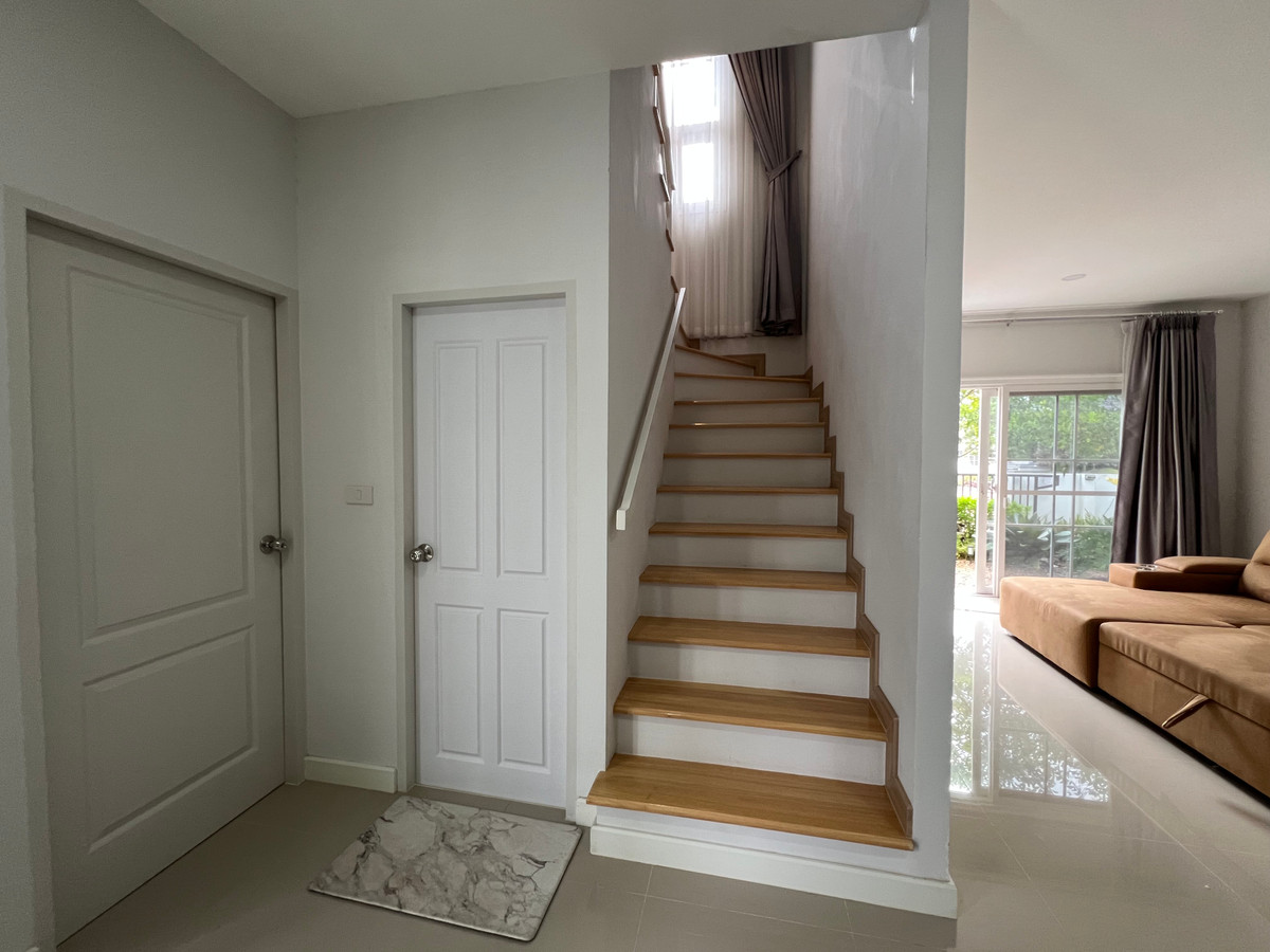 ขายบ้านสกลนคร : ขายบ้านเดี่ยว 2 หลังติด 117.5 ตร.ว. บ้านอารียาลิฟวิ่ง สกลนคร แต่งสวย ใกล้สนามบิน7 ล้าน