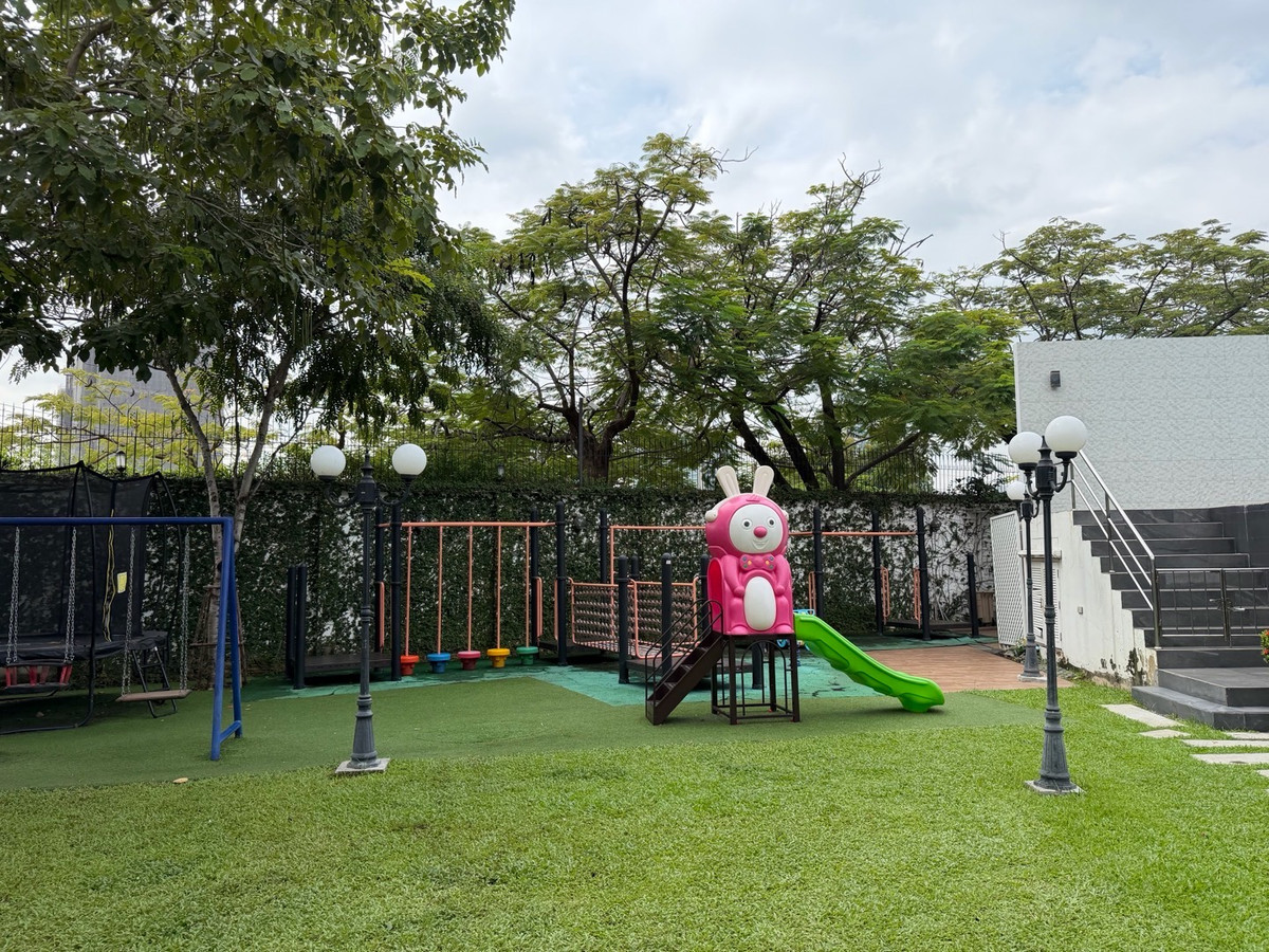 ให้เช่าบ้านบางนา แบริ่ง ลาซาล : Fantasia Villa4 Bangna บ้านใหญ่ ฟังก์ชันครบ เหมาะสำหรับอยู่เองหรือทำโฮมออฟฟิศ ทำเลดีมาก ใกล้ทางด่วน / Mega Bangna / โรงเรียนนานาชาติ