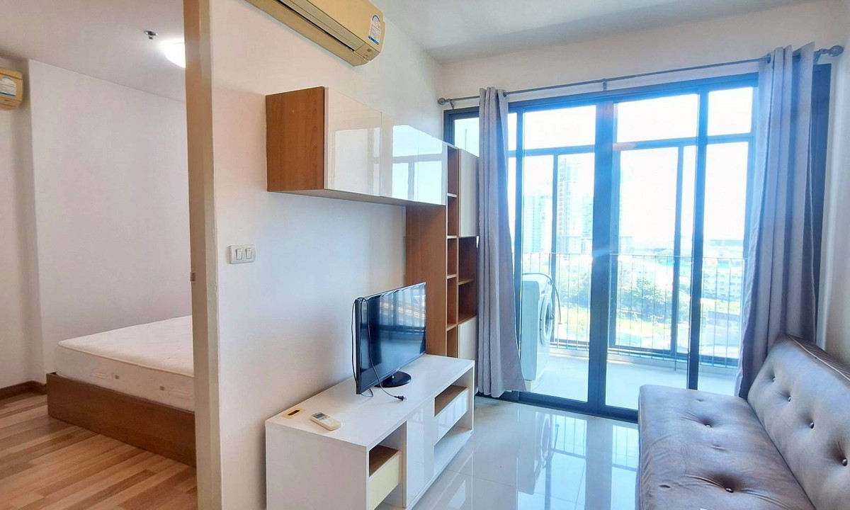 For RentCondoOnnut, Udomsuk : 🏙️ For Rent Ideo Blucove Sukhumvit 💙 Beautifully built-in room, cozy and ready to move in! 🏡 💰 Rental Price: 13,000 THB/month 📦 Just bring your suitcase and move in! (Directly from the Project’s Official Sales Team)