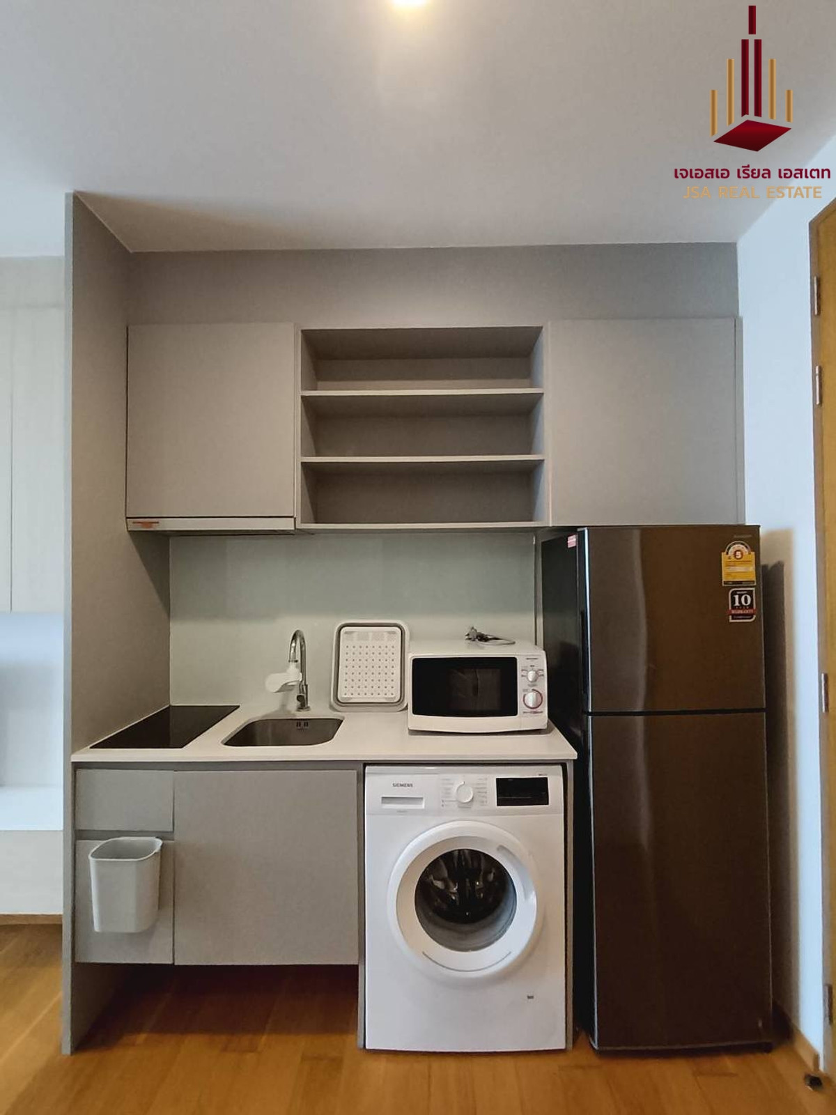 For RentCondoSathorn, Narathiwat : ✨ For Rent: Noble Revo Silom Condo ✨ 💰 Only 20,000 THB/month