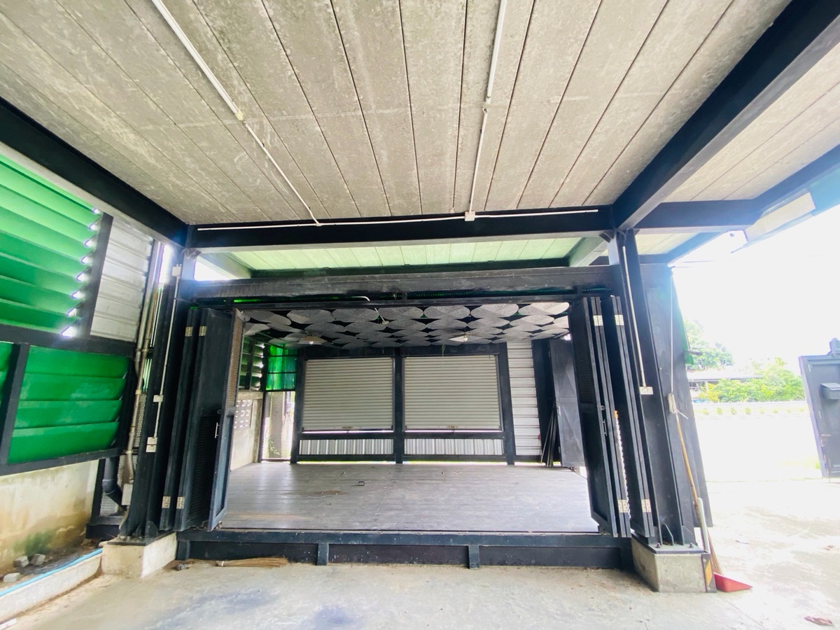 ให้เช่าโชว์รูมนครปฐม : งิ้วราย ศาลายา นครปฐม ออฟฟิศโกดัง 2 ชั้น ติดถนนใหญ่ ทำเลดีมาก พื้นที่กว้าง ใช้งานได้หลากหลาย เหมาะสำหรับธุรกิจที่ต้องการหน้าร้าน + สำนักงาน + สต็อกสินค้าในที่เดียว