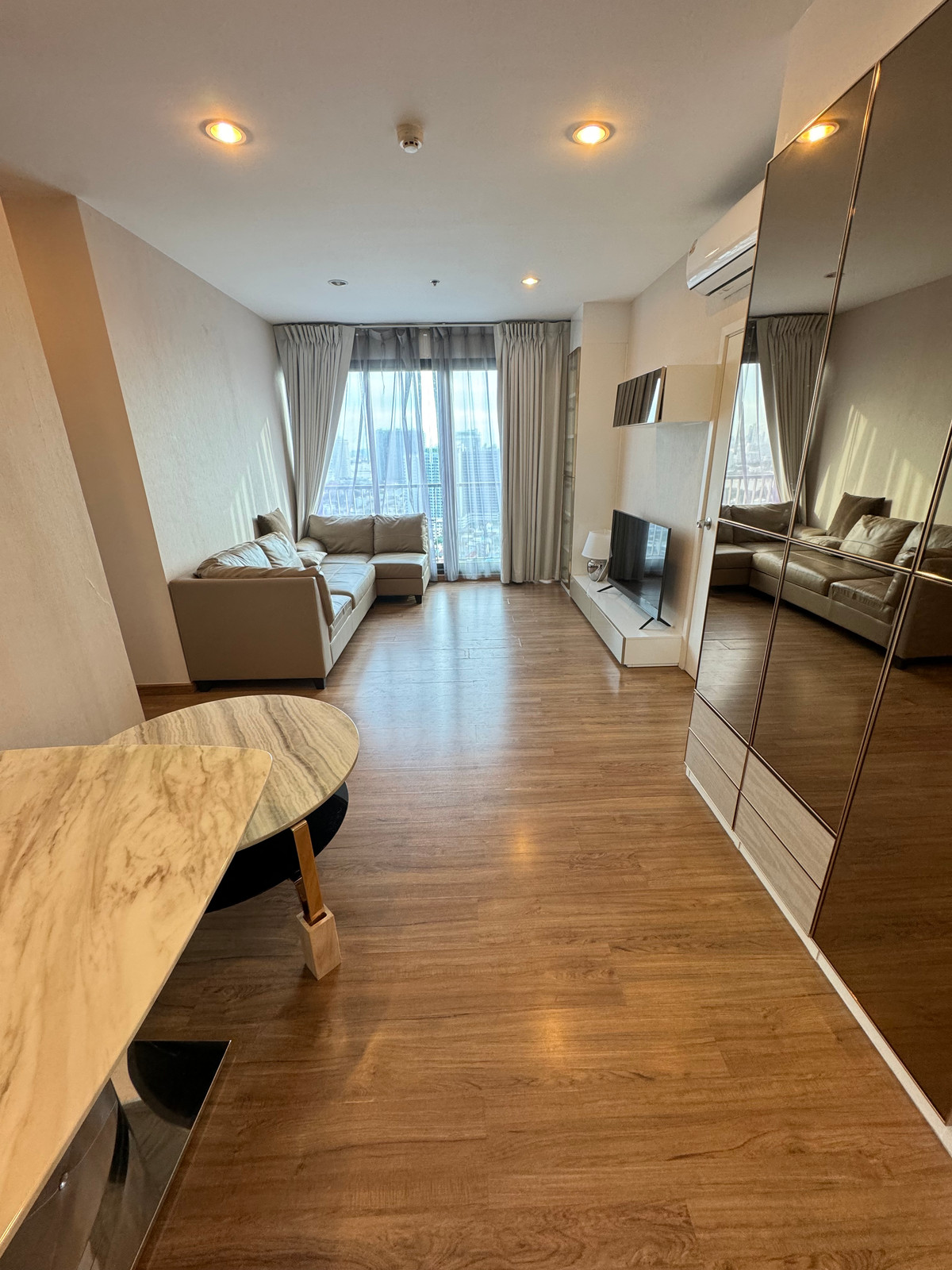 ให้เช่าคอนโดปิ่นเกล้า จรัญสนิทวงศ์ : The Tree RIO BangAor Station-fully furnished 2 bedroom 2 bath room  rent for 26000thb!