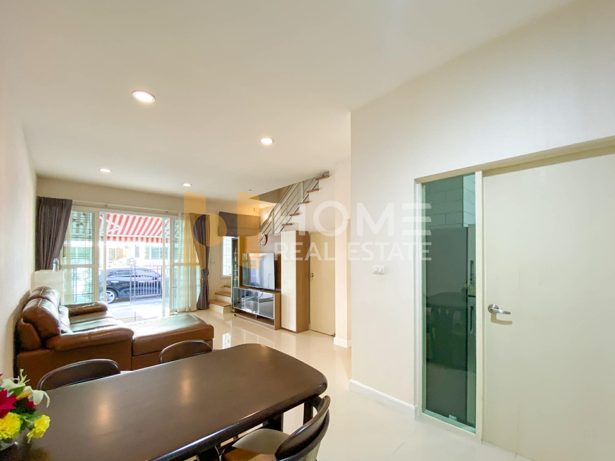 For SaleTownhomeEakachai, Bang Bon : Baan Klang Muang Essence Sathorn - Taksin 2 / 3 Bedrooms (FOR SALE) BALL019