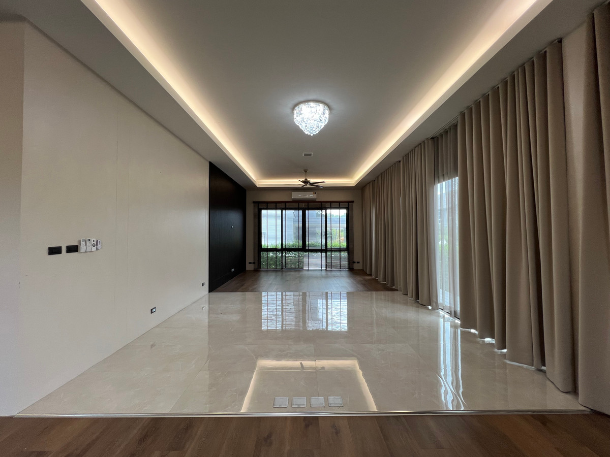 ขายบ้านสกลนคร : ขายบ้านเดี่ยว 2 หลังติด 117.5 ตร.ว. บ้านอารียาลิฟวิ่ง สกลนคร แต่งสวย ใกล้สนามบิน7 ล้าน