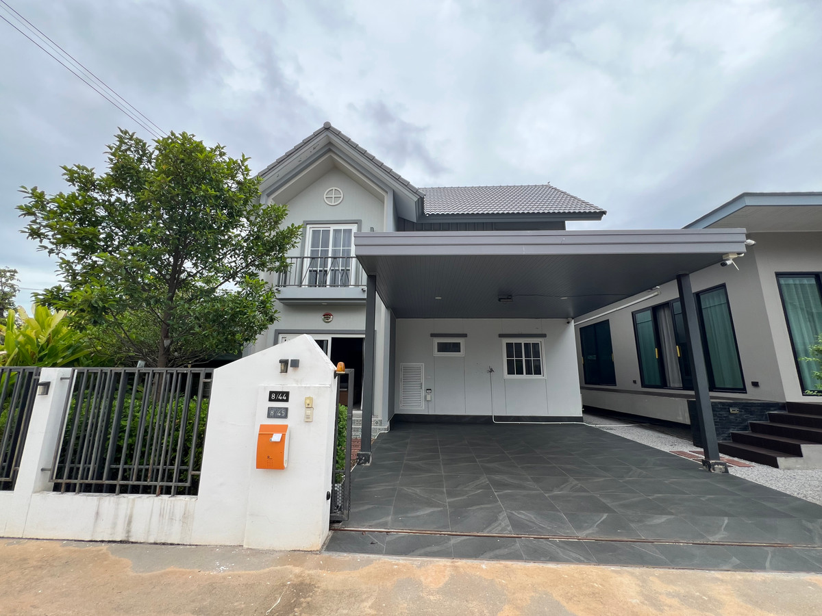 ขายบ้านสกลนคร : ขายบ้านเดี่ยว 2 หลังติด 117.5 ตร.ว. บ้านอารียาลิฟวิ่ง สกลนคร แต่งสวย ใกล้สนามบิน7 ล้าน