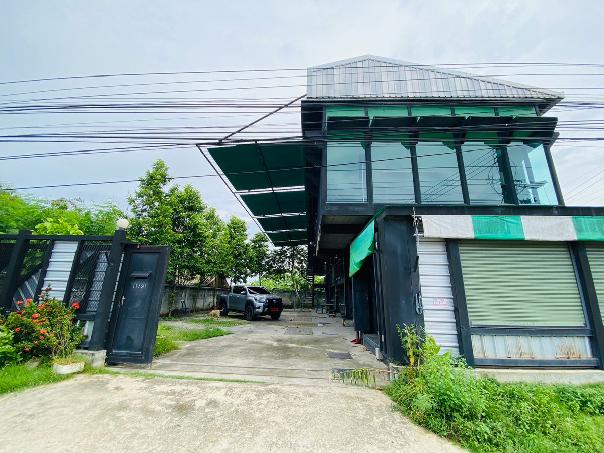 ให้เช่าโชว์รูมนครปฐม : งิ้วราย ศาลายา นครปฐม ออฟฟิศโกดัง 2 ชั้น ติดถนนใหญ่ ทำเลดีมาก พื้นที่กว้าง ใช้งานได้หลากหลาย เหมาะสำหรับธุรกิจที่ต้องการหน้าร้าน + สำนักงาน + สต็อกสินค้าในที่เดียว