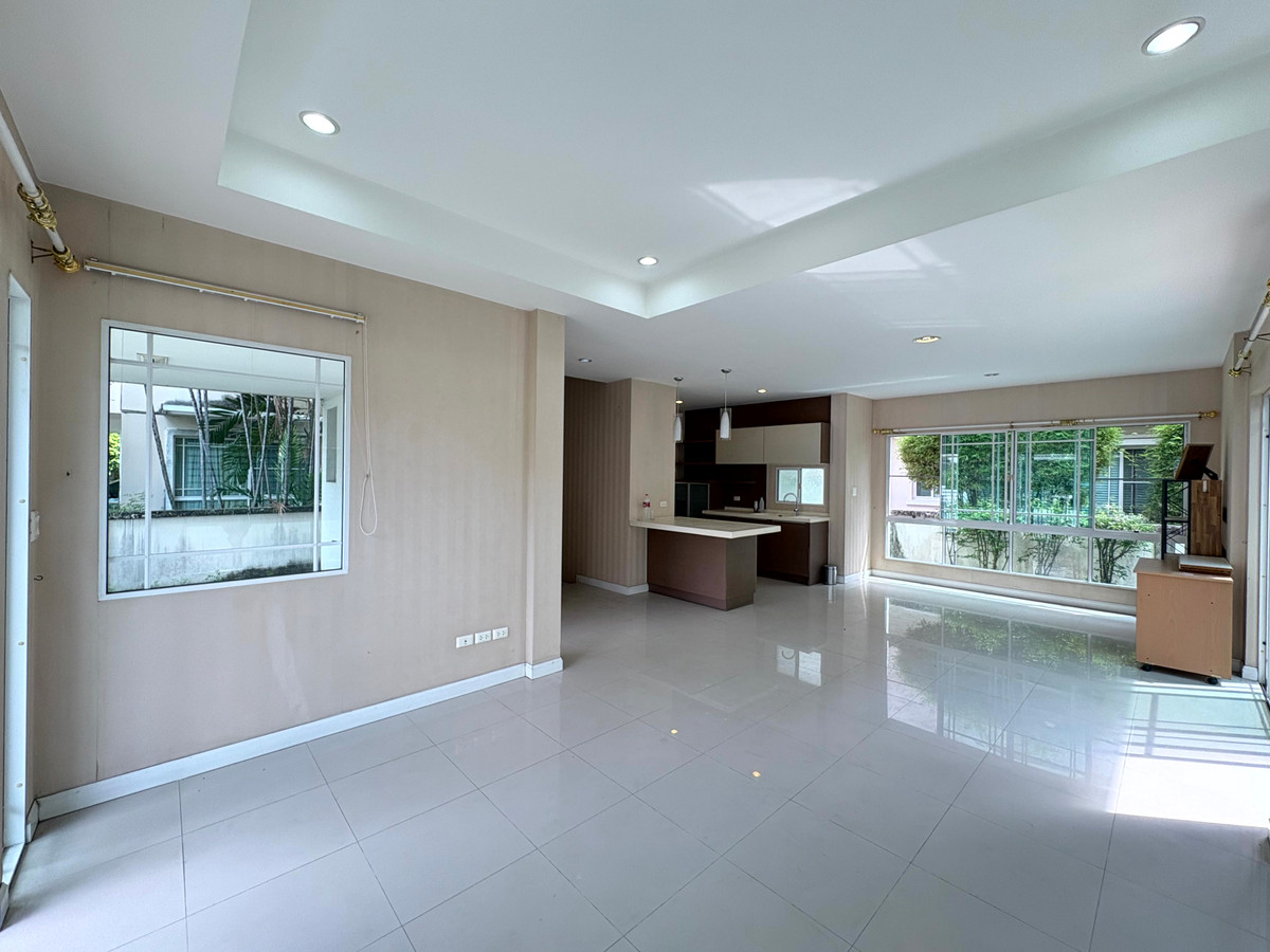 ขายบ้านสมุทรปราการ สำโรง : ขายด่วน ราคาสุดพิเศษ!! บ้านเดี่ยว นันทวัน ศรีนครินทร์ 