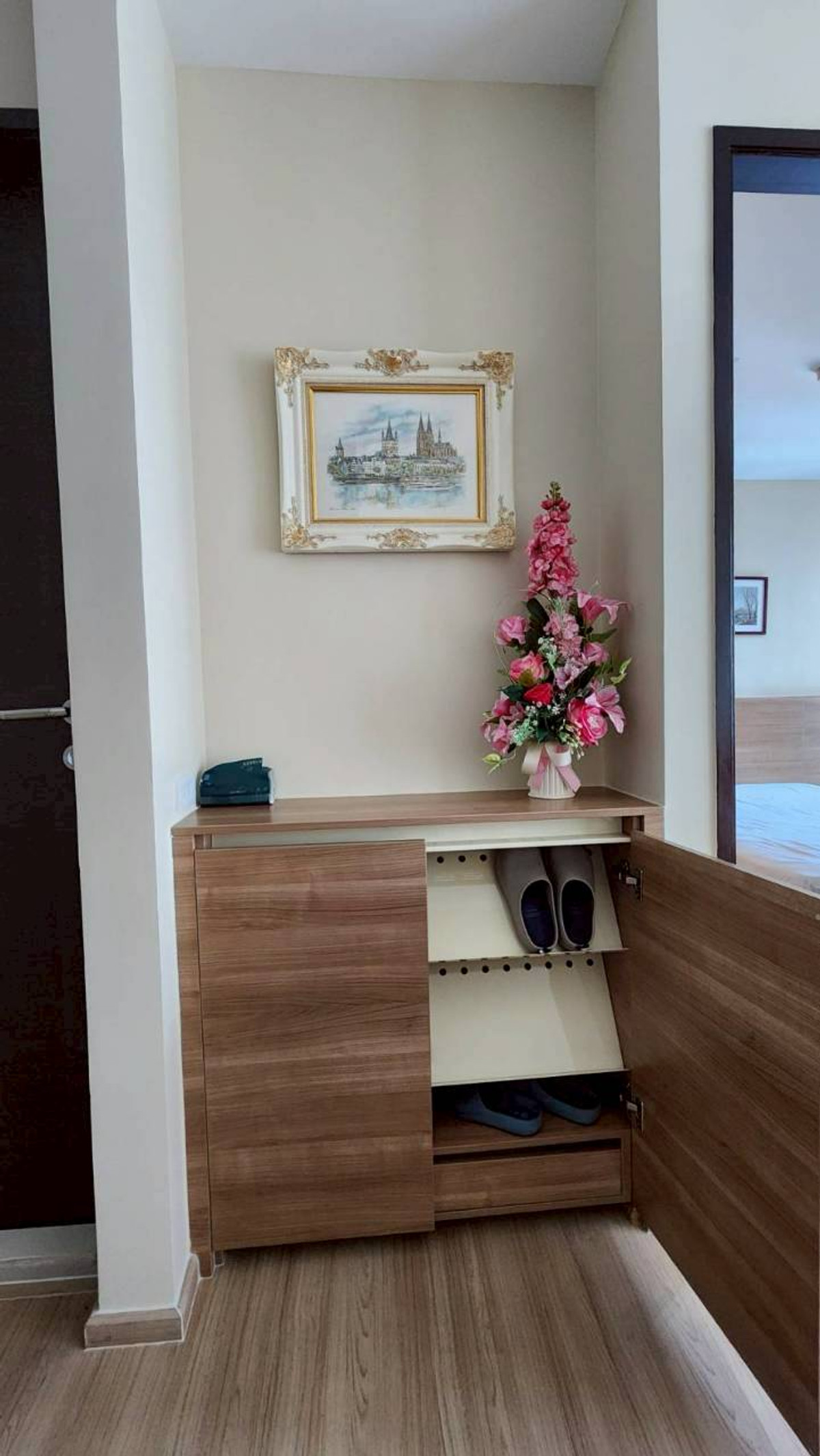 ให้เช่าคอนโดสาทร นราธิวาส : Highfloor Rhythm Sathorn 1bed 35 Sqm Fullyfurnish 18,000 -