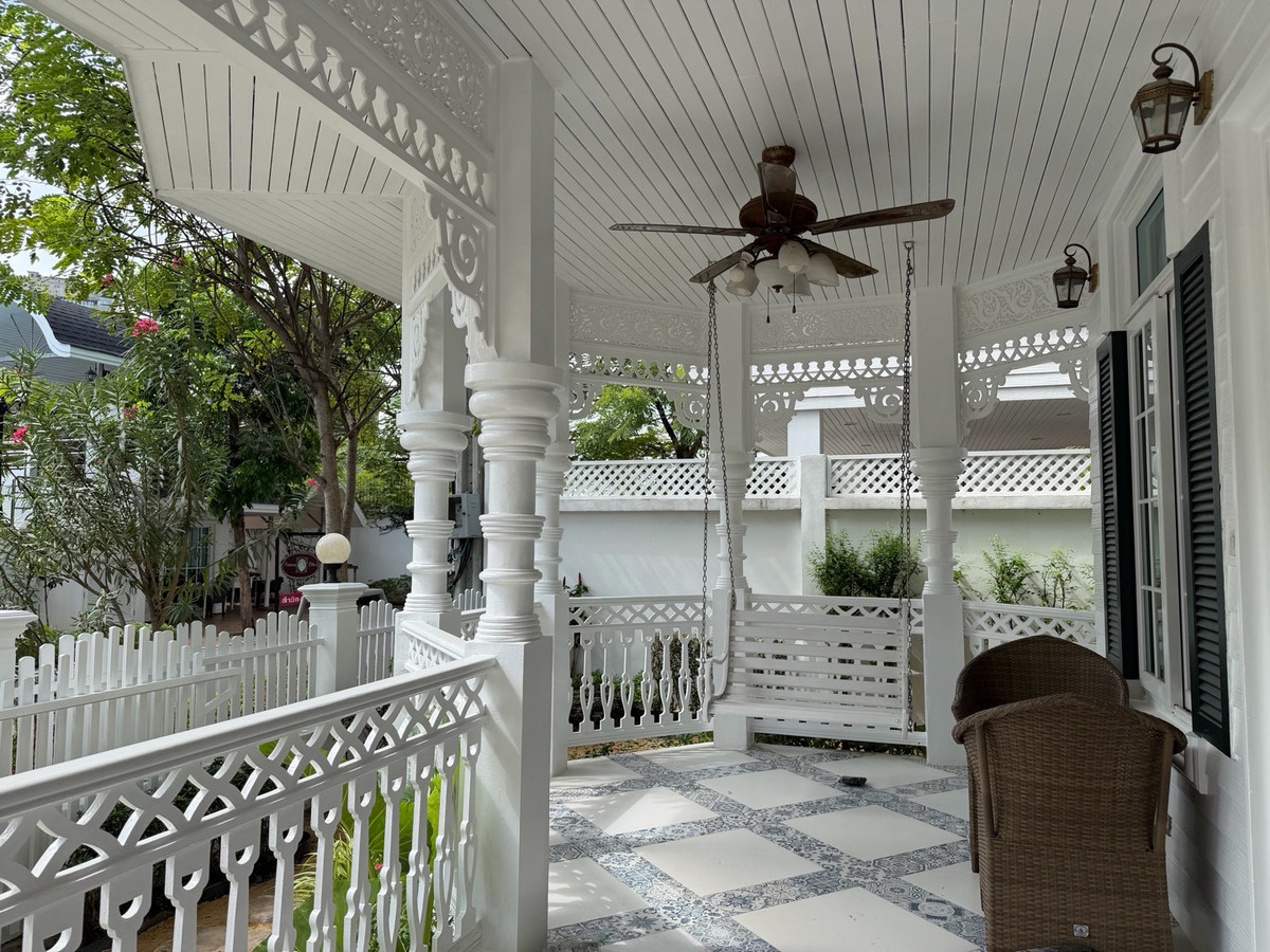 ให้เช่าบ้านบางนา แบริ่ง ลาซาล : Fantasia Villa4 Bangna บ้านใหญ่ ฟังก์ชันครบ เหมาะสำหรับอยู่เองหรือทำโฮมออฟฟิศ ทำเลดีมาก ใกล้ทางด่วน / Mega Bangna / โรงเรียนนานาชาติ