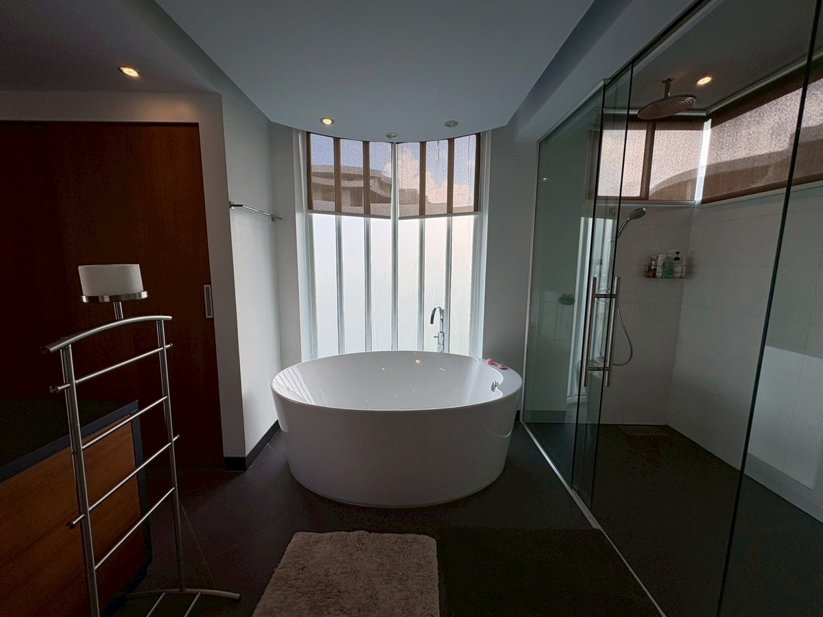 For SaleCondoPattaya, Bangsaen, Chonburi : 📍Pure Sunset Beach, sea view, beautiful, private, spacious room📍 only 14 million baht📍 pets allowed, near Nong Nooch Tropical Garden, Pattaya 📍*0659174222*