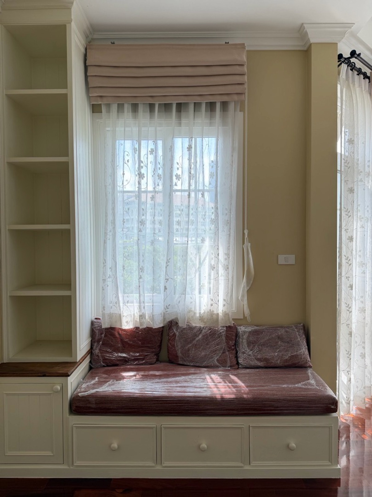 ให้เช่าบ้านบางนา แบริ่ง ลาซาล : Fantasia Villa4 Bangna บ้านใหญ่ ฟังก์ชันครบ เหมาะสำหรับอยู่เองหรือทำโฮมออฟฟิศ ทำเลดีมาก ใกล้ทางด่วน / Mega Bangna / โรงเรียนนานาชาติ