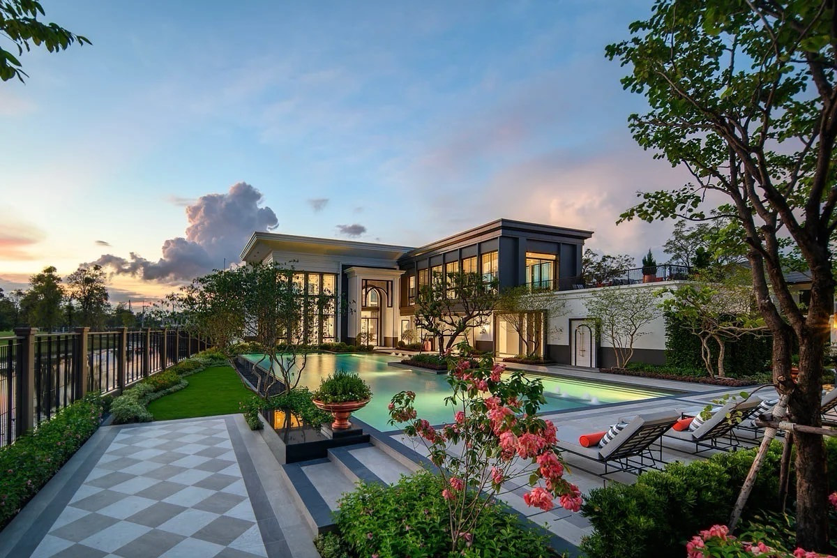 For SaleHousePathum Thani,Rangsit, Thammasat : 🏆𝐒𝐔𝐏𝐄𝐑 𝐃𝐄𝐀𝐋🥇𝐒𝐞𝐭𝐭𝐡𝐚𝐬𝐢𝐫𝐢 𝐊𝐫𝐮𝐧𝐠𝐭𝐡𝐞𝐩- 𝐏𝐚𝐭𝐡𝐮𝐦𝐭𝐡𝐚𝐧𝐢 𝟐 | Luxurious detached house from Sansiri, next to a golf course, large land 60 sq m, starting at 𝟏𝟐 million*