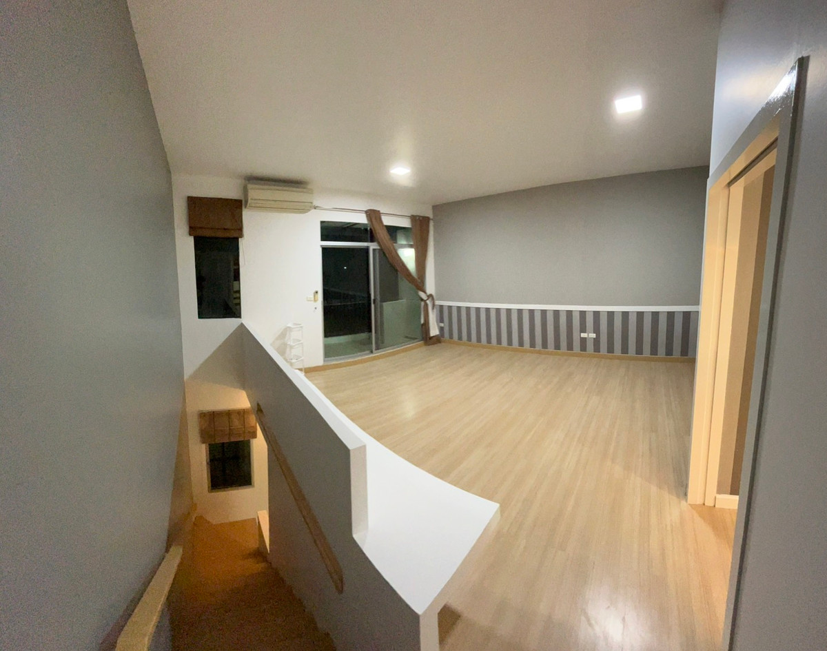 ขายทาวน์โฮมมีนบุรี-ร่มเกล้า : หมู่บ้าน บ้านใหม่ คู้บอน28 / 3 ห้องนอน (ขาย), Moo Baan Mai Khubon 28 / 3 Bedrooms (FOR SALE) PINP051