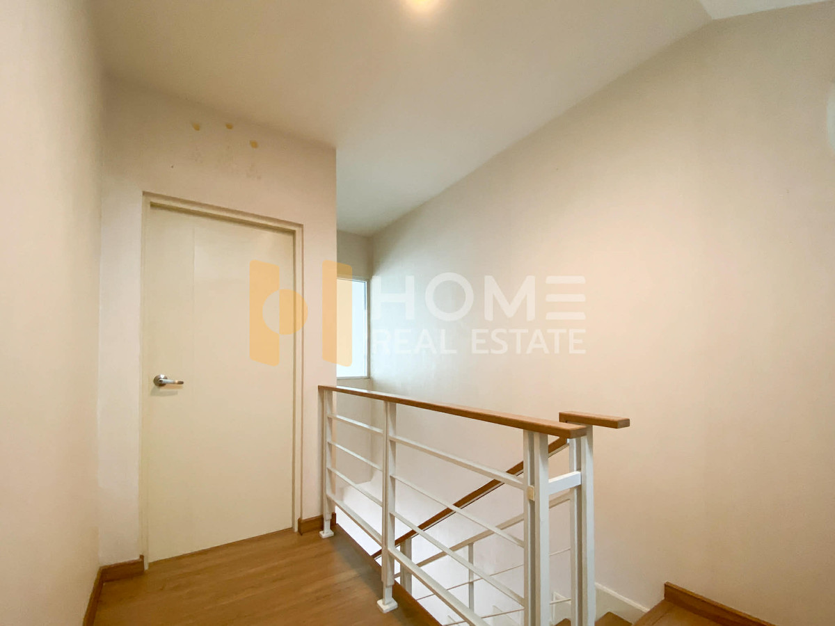 For SaleTownhomeEakachai, Bang Bon : Baan Klang Muang Essence Sathorn - Taksin 2 / 3 Bedrooms (FOR SALE) BALL019
