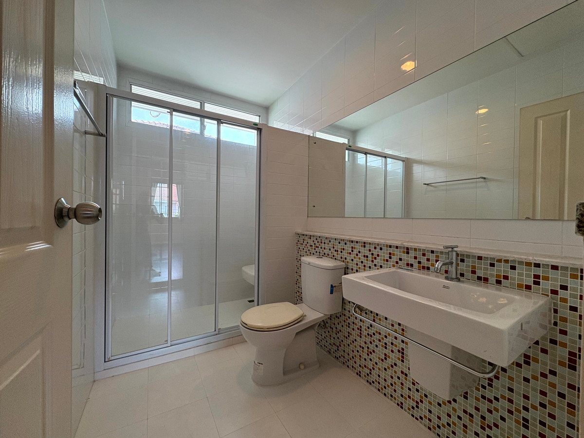 ขายบ้านสมุทรปราการ สำโรง : ขายด่วน ราคาสุดพิเศษ!! บ้านเดี่ยว นันทวัน ศรีนครินทร์ 