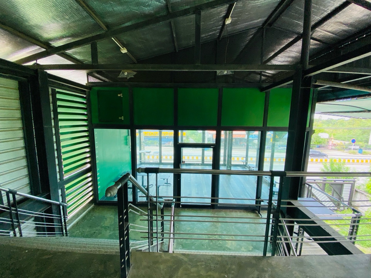 ให้เช่าโชว์รูมนครปฐม : งิ้วราย ศาลายา นครปฐม ออฟฟิศโกดัง 2 ชั้น ติดถนนใหญ่ ทำเลดีมาก พื้นที่กว้าง ใช้งานได้หลากหลาย เหมาะสำหรับธุรกิจที่ต้องการหน้าร้าน + สำนักงาน + สต็อกสินค้าในที่เดียว