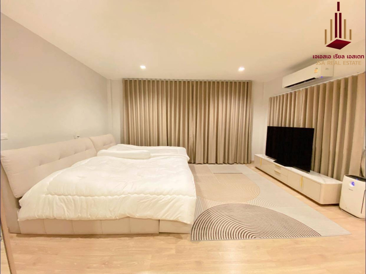 For RentHousePathum Thani,Rangsit, Thammasat : ✨ For Rent: Laddarom Tiwanon ✨ 💰 Only 80,000 THB/month