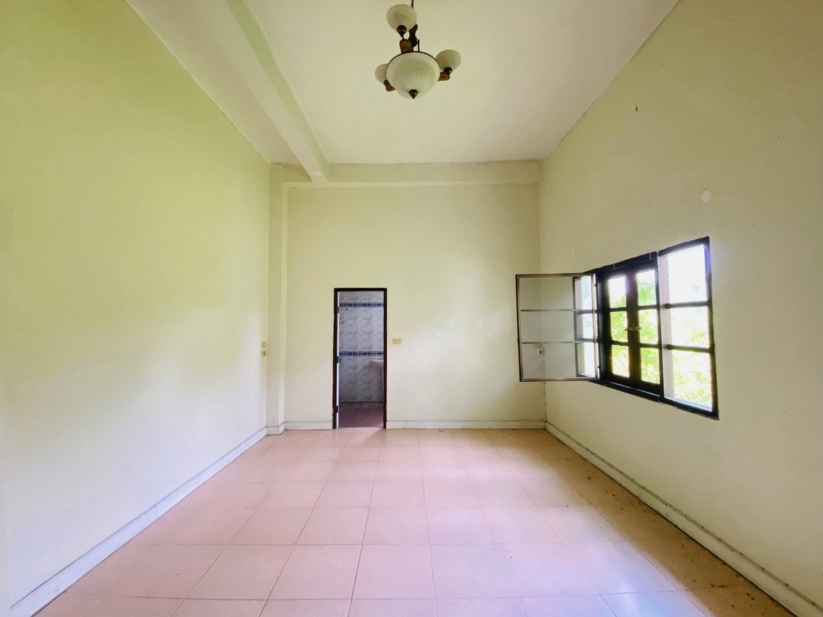 For SaleHouseBangna, Bearing, Lasalle : Single house for sale Large area in the heart of Bangna - Lakewood km.18, selling for only 22 million baht ✨ “Rare Opportunity”