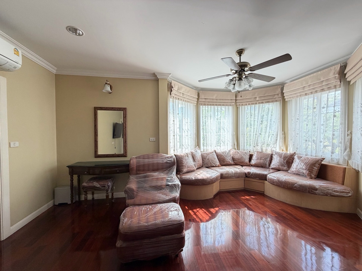 ให้เช่าบ้านบางนา แบริ่ง ลาซาล : Fantasia Villa4 Bangna บ้านใหญ่ ฟังก์ชันครบ เหมาะสำหรับอยู่เองหรือทำโฮมออฟฟิศ ทำเลดีมาก ใกล้ทางด่วน / Mega Bangna / โรงเรียนนานาชาติ