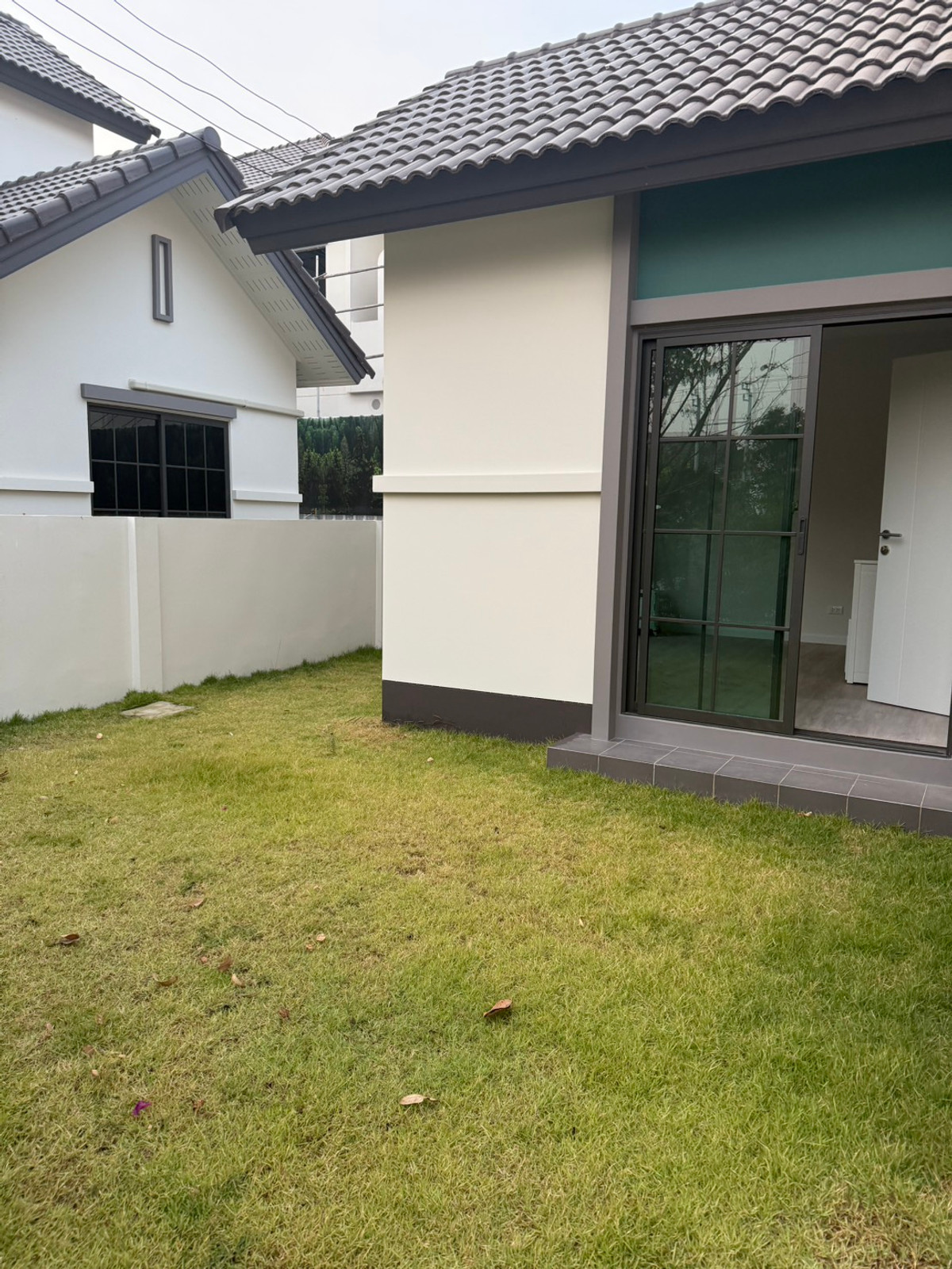 ขายบ้านปิ่นเกล้า จรัญสนิทวงศ์ : อณาสิริ ศาลายา - ปิ่นเกล้า / 4 ห้องนอน (ขาย), Anasiri Salaya - Pinklao / 4 Bedrooms (FOR SALE) BALL074