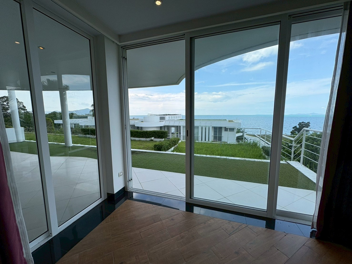 For SaleCondoPattaya, Bangsaen, Chonburi : 📍Pure Sunset Beach, sea view, beautiful, private, spacious room📍 only 14 million baht📍 pets allowed, near Nong Nooch Tropical Garden, Pattaya 📍*0659174222*