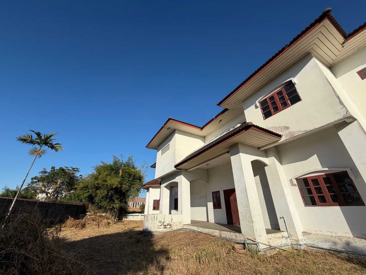 For SaleHouseBangna, Bearing, Lasalle : Single house for sale Large area in the heart of Bangna - Lakewood km.18, selling for only 22 million baht ✨ “Rare Opportunity”