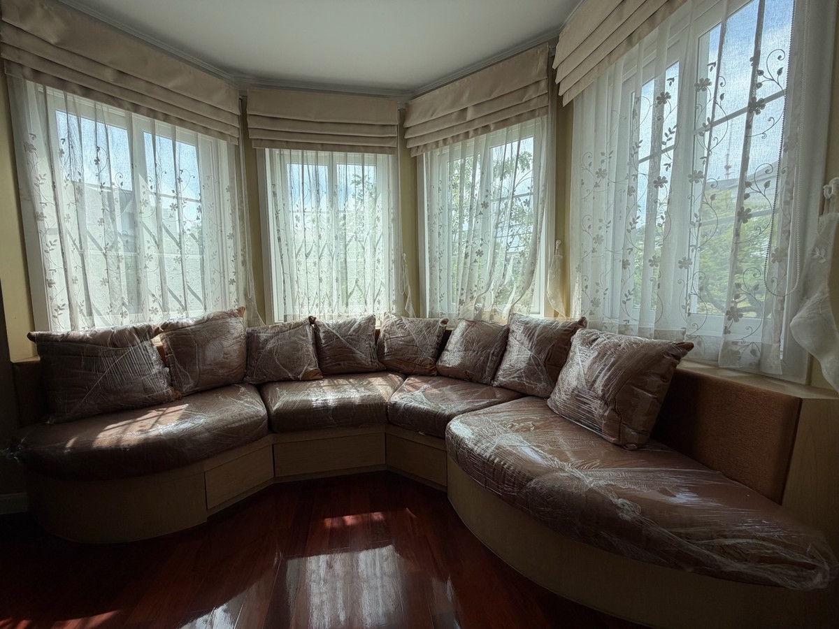 ให้เช่าบ้านบางนา แบริ่ง ลาซาล : Fantasia Villa4 Bangna บ้านใหญ่ ฟังก์ชันครบ เหมาะสำหรับอยู่เองหรือทำโฮมออฟฟิศ ทำเลดีมาก ใกล้ทางด่วน / Mega Bangna / โรงเรียนนานาชาติ